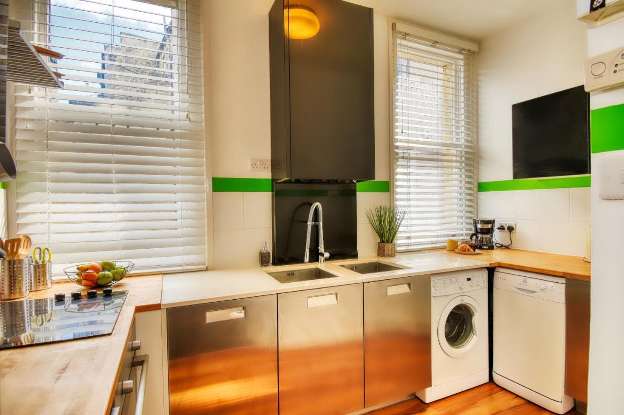 2 Bedroom Apartment In Bath City Centre With Garden & Free Parking Exteriör bild