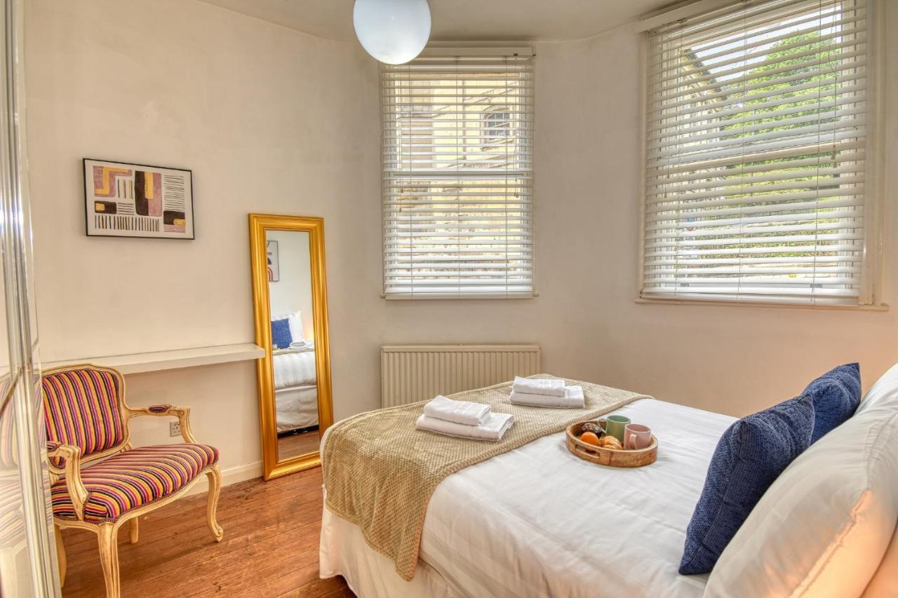 2 Bedroom Apartment In Bath City Centre With Garden & Free Parking Exteriör bild